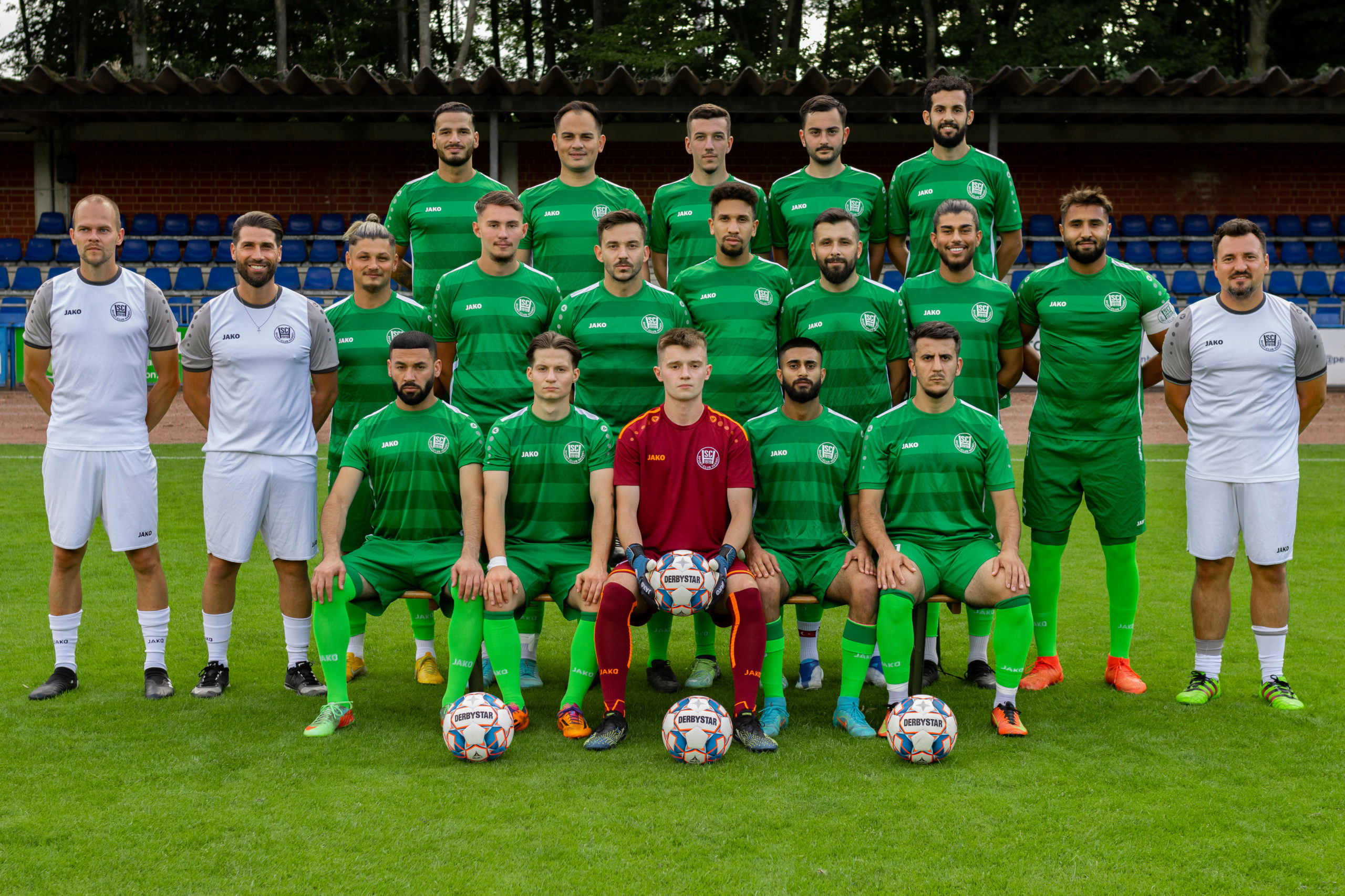 Mehr über den Artikel erfahren Das neue Mannschaftsfoto unserer ersten Mannschaft